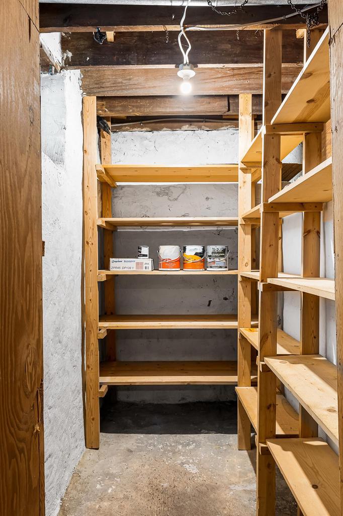 317 West Thorne Street