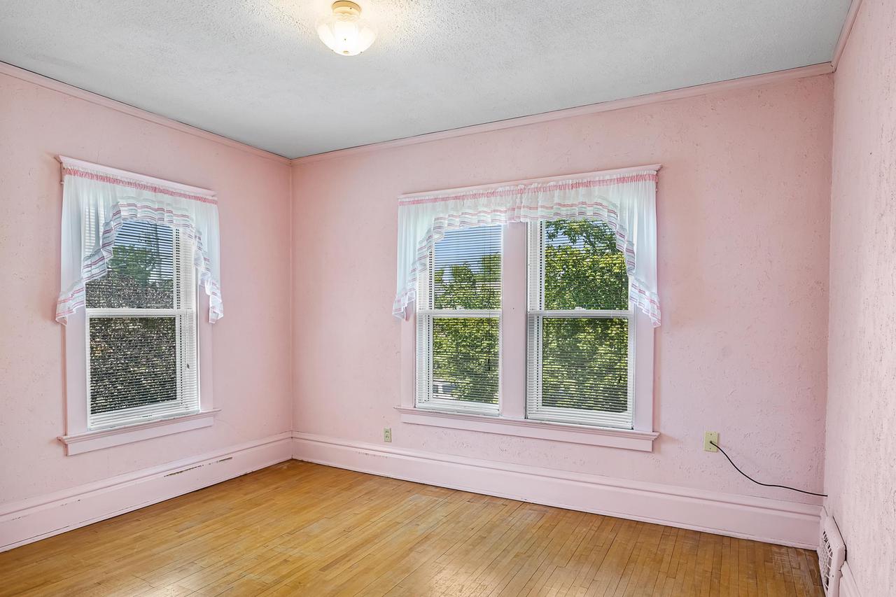 317 West Thorne Street