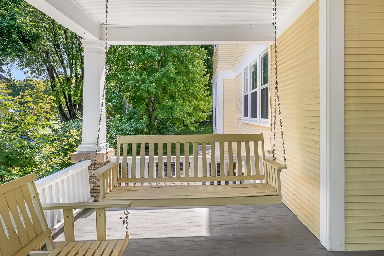 317 West Thorne Street