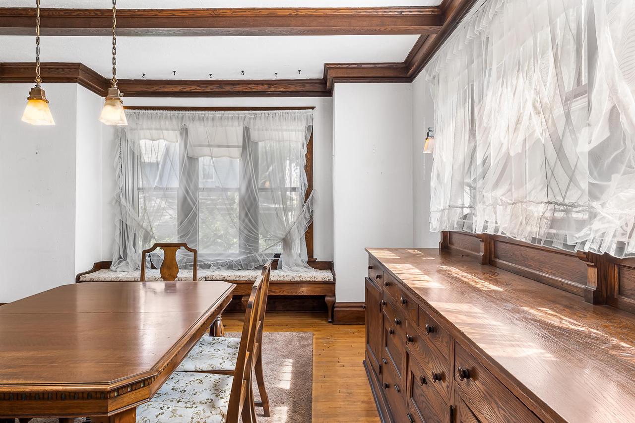 317 West Thorne Street