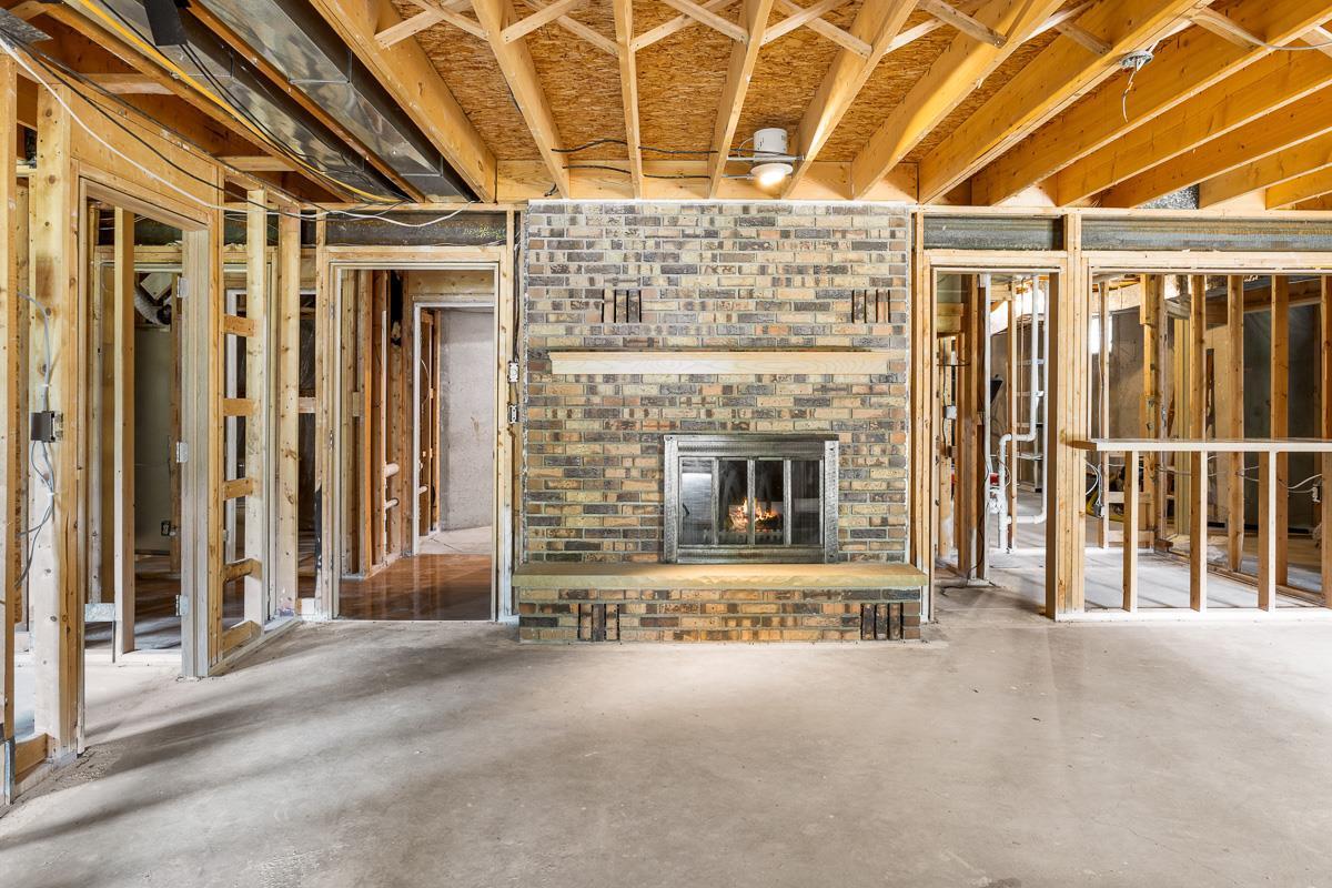 303 Lac Verde Circle