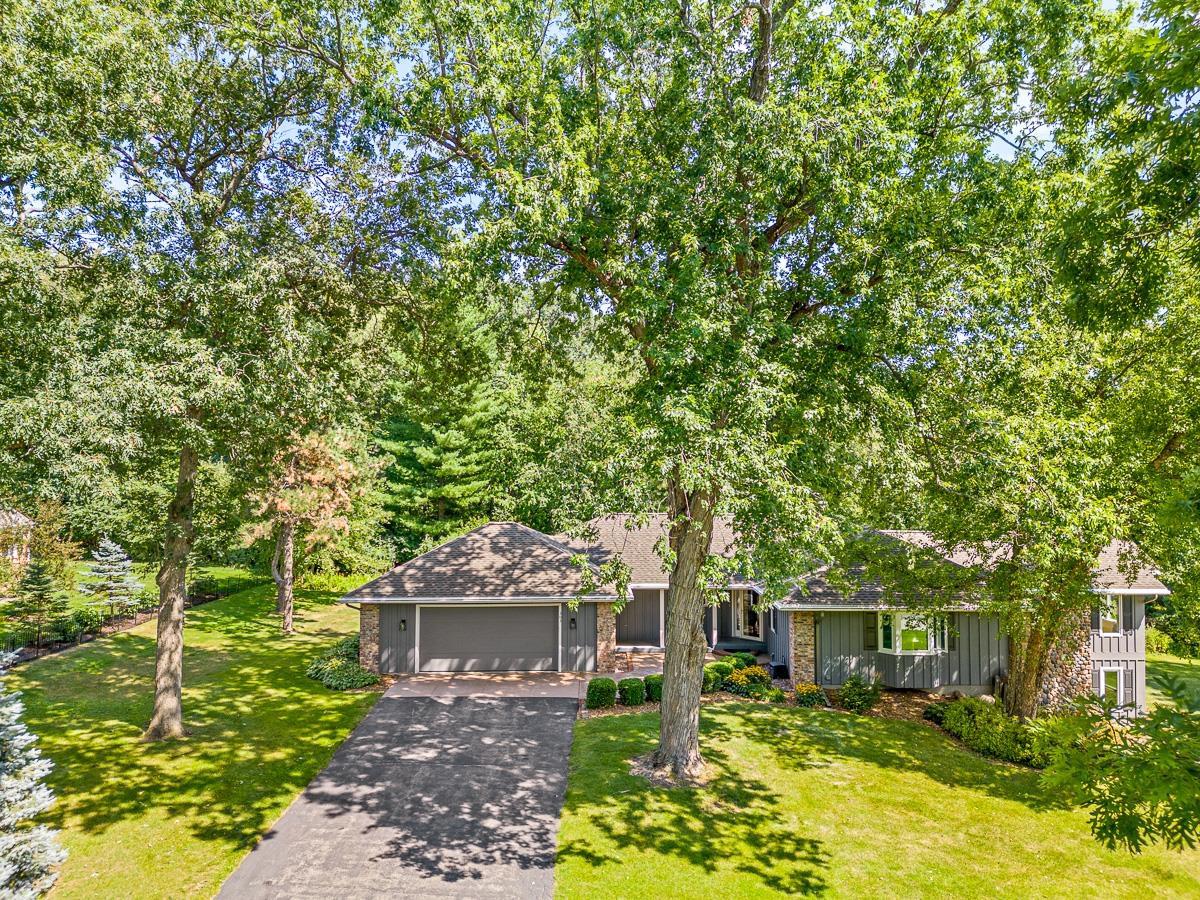 303 Lac Verde Circle