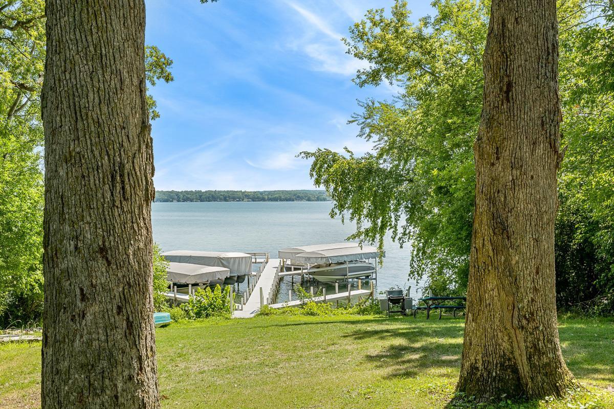 303 Lac Verde Circle