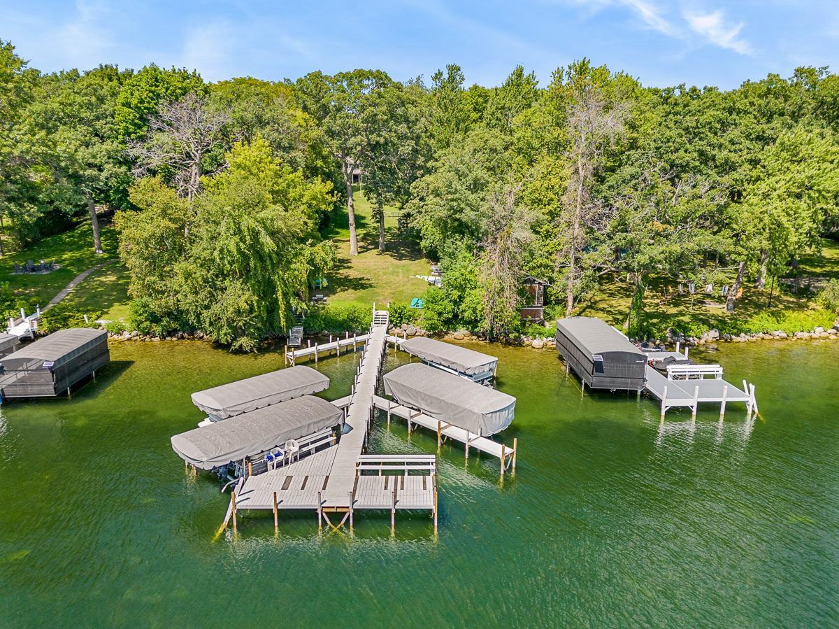 303 Lac Verde Circle