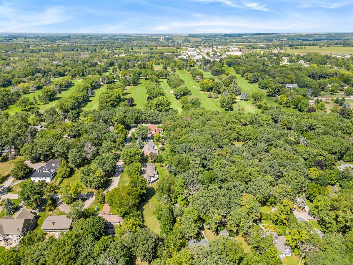 303 Lac Verde Circle