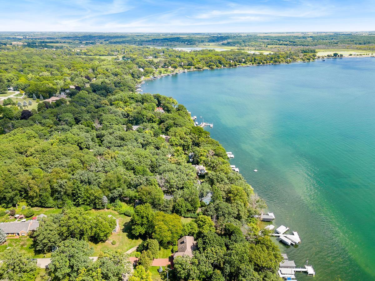 303 Lac Verde Circle