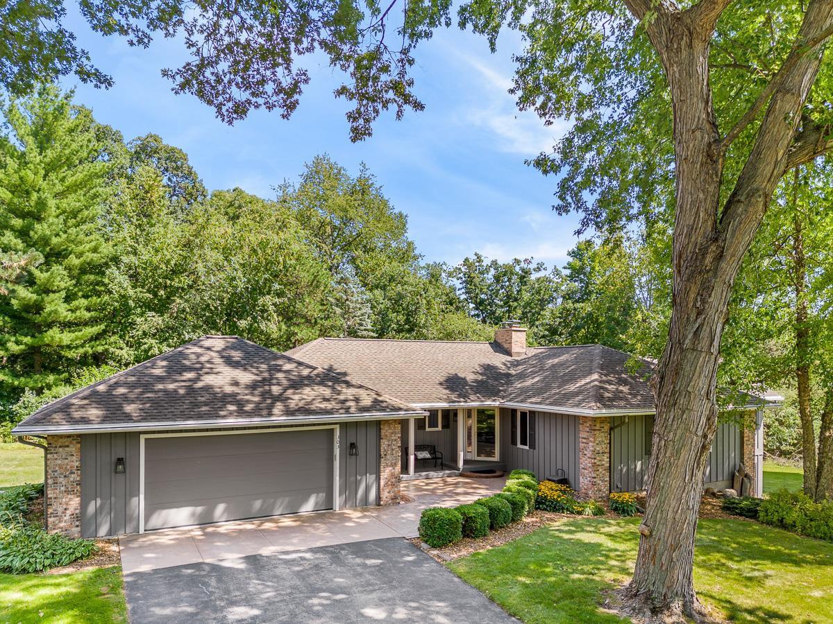 303 Lac Verde Circle