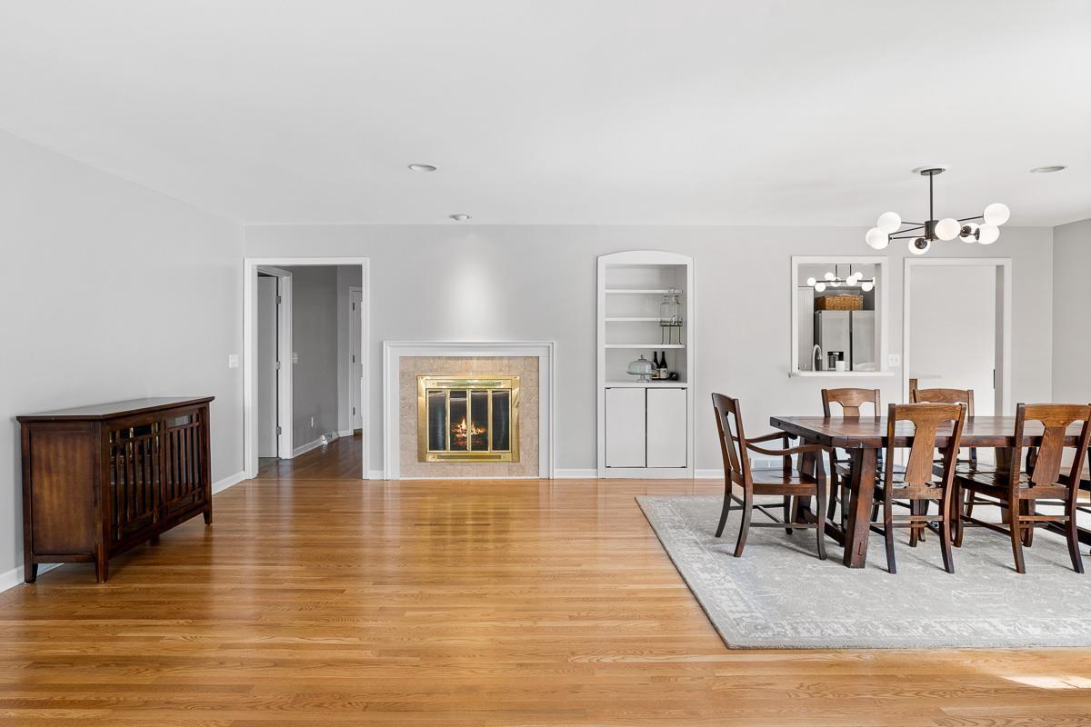 303 Lac Verde Circle