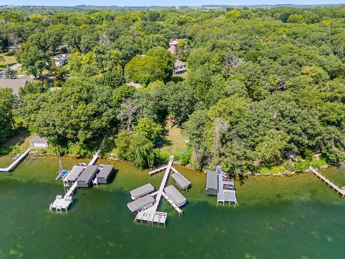 303 Lac Verde Circle