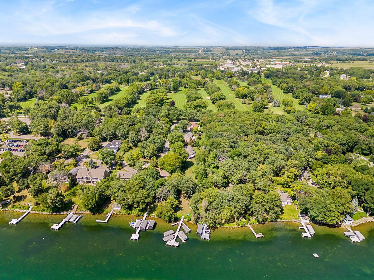 303 Lac Verde Circle