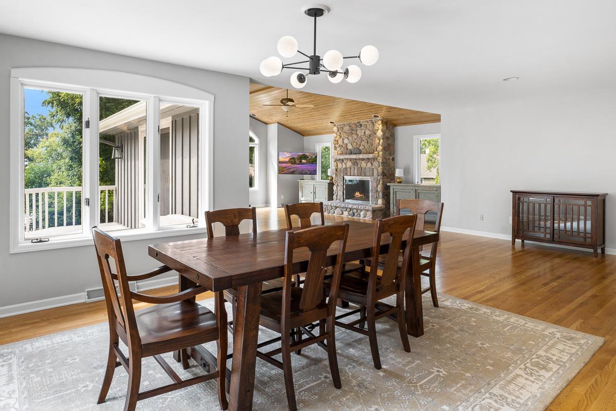 303 Lac Verde Circle