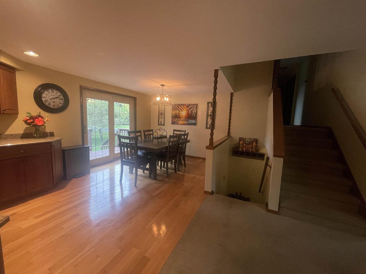 719 Hillside Terrace