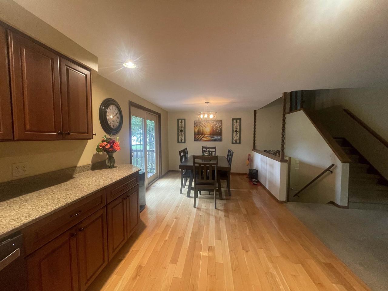 719 Hillside Terrace