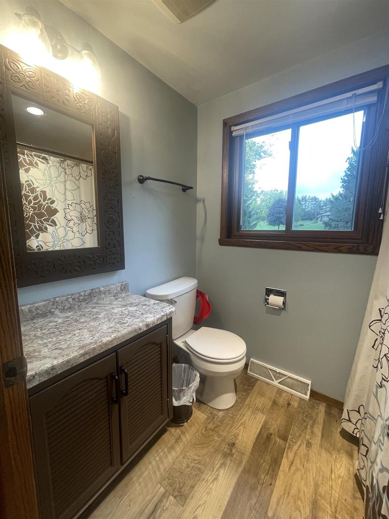 719 Hillside Terrace