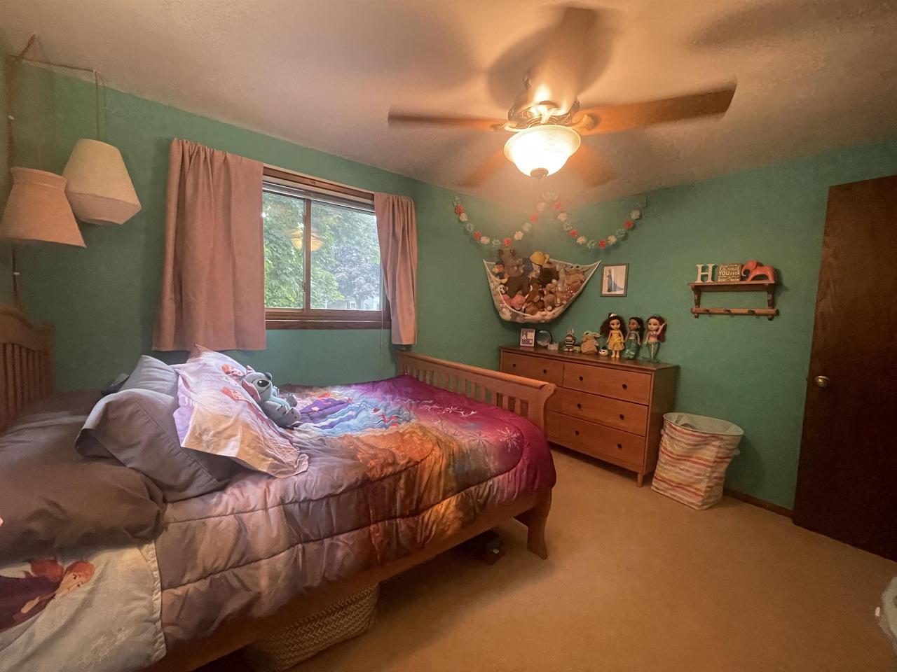 719 Hillside Terrace