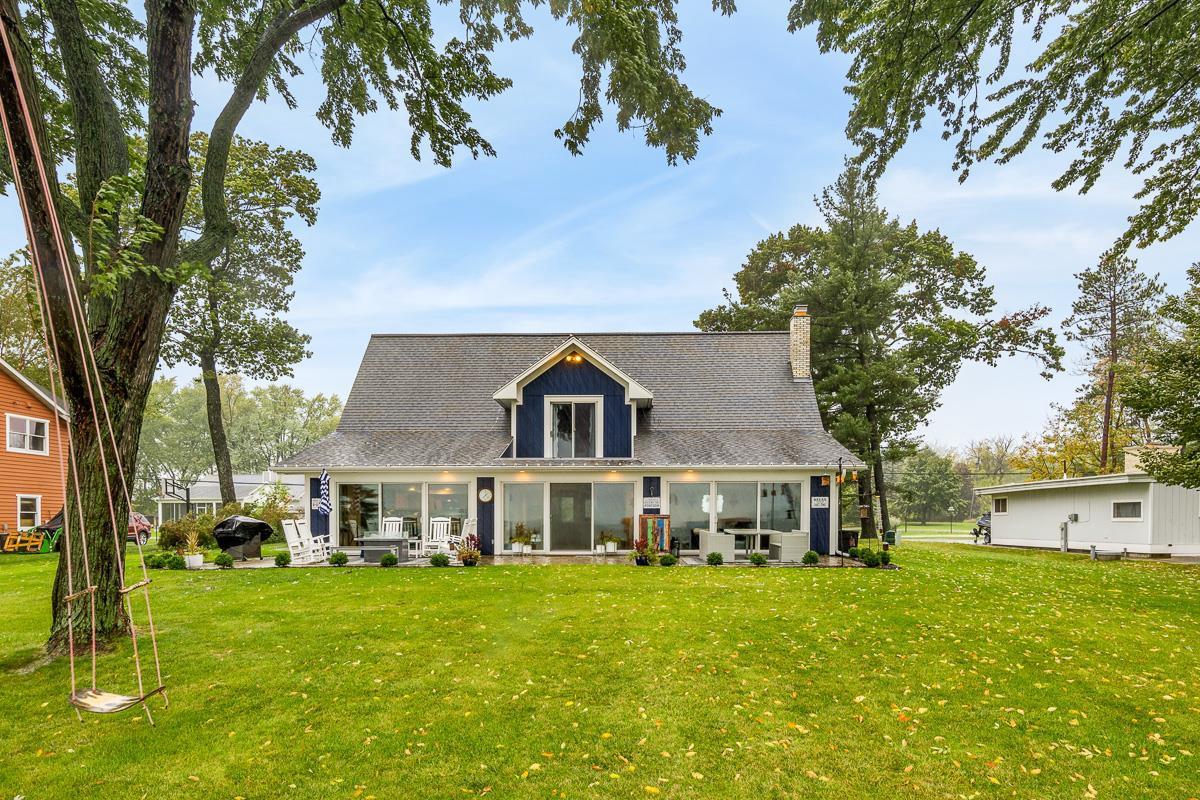 N4326 South LAKESHORE Drive