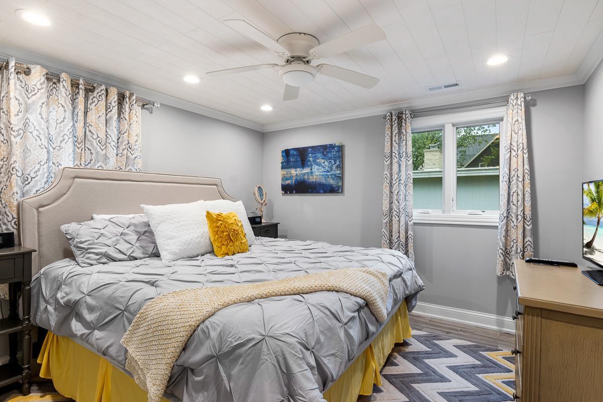 N4326 South LAKESHORE Drive