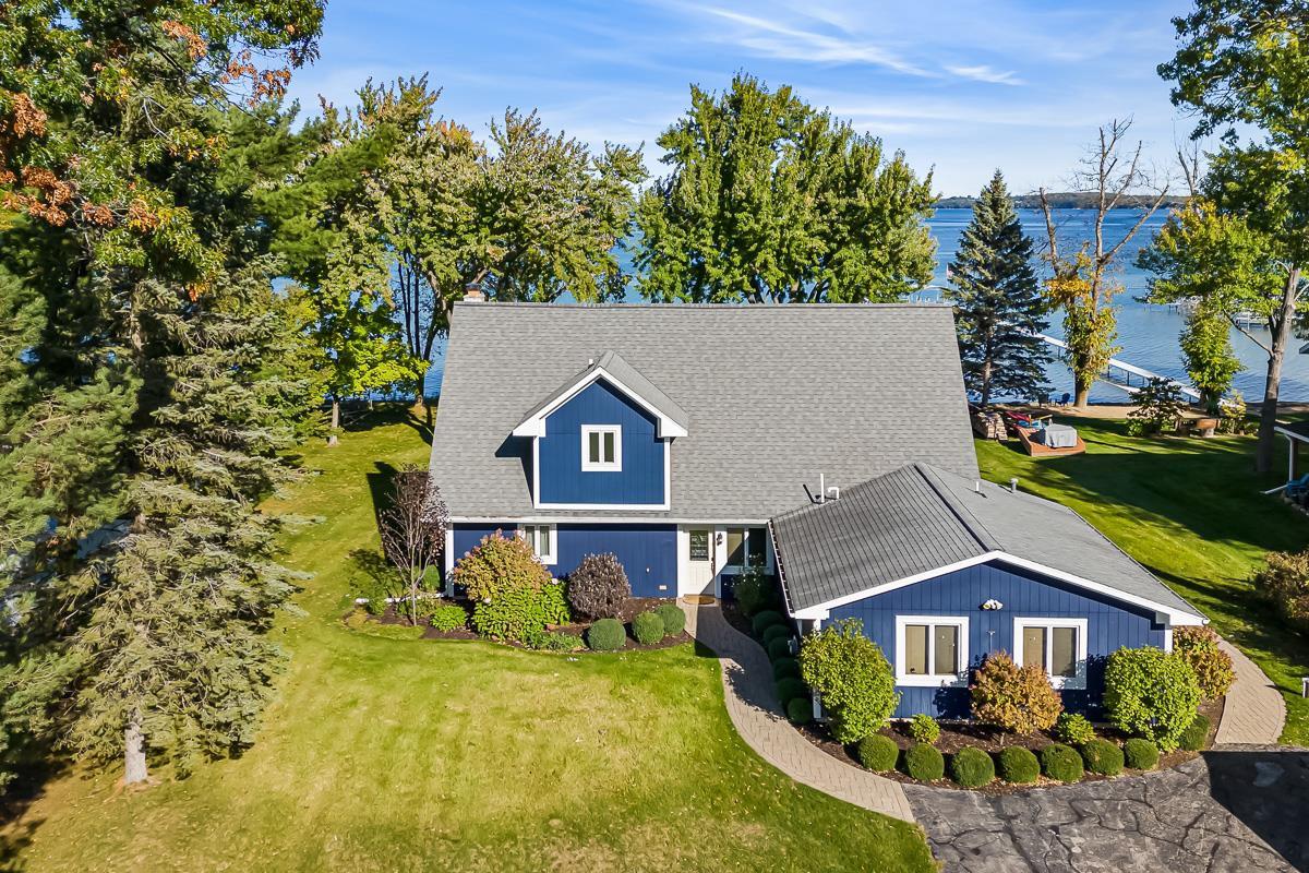 N4326 South LAKESHORE Drive