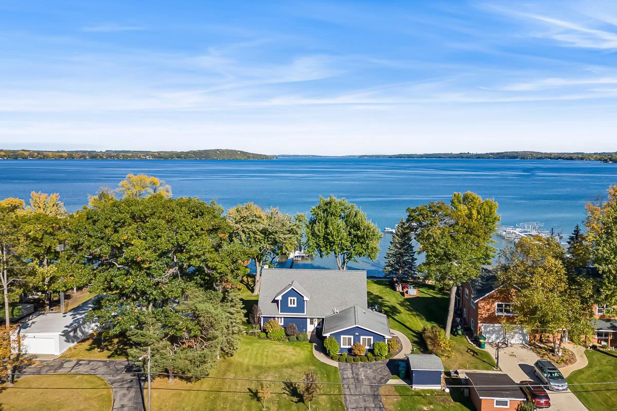 N4326 South LAKESHORE Drive