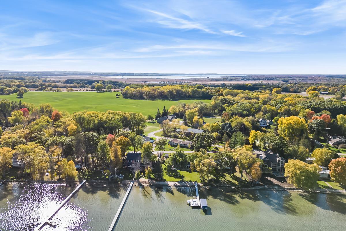 N4326 South LAKESHORE Drive