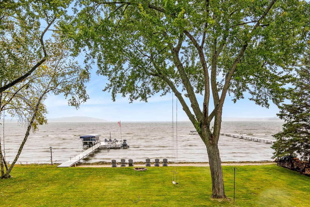 N4326 South LAKESHORE Drive