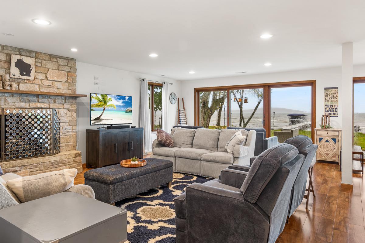 N4326 South LAKESHORE Drive