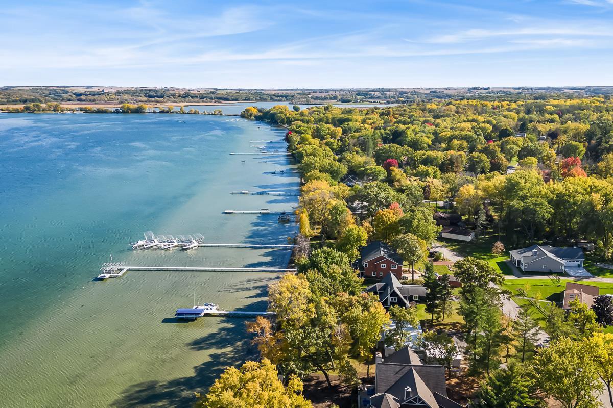 N4326 South LAKESHORE Drive