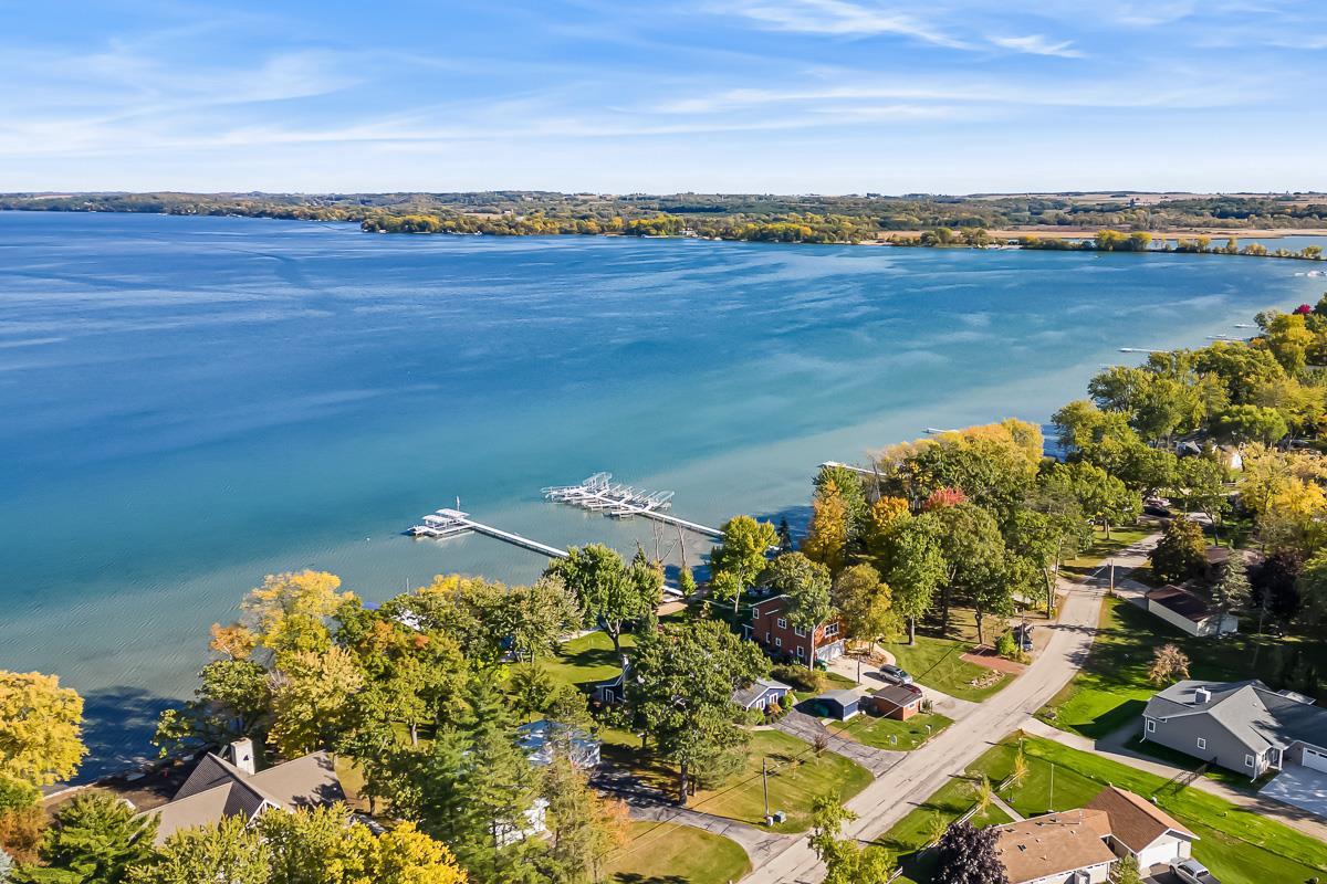 N4326 South LAKESHORE Drive