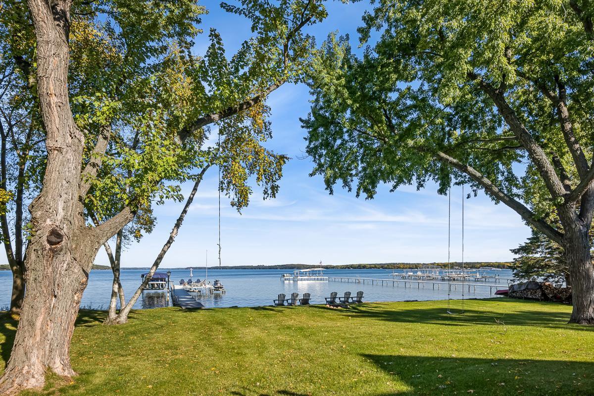 N4326 South LAKESHORE Drive