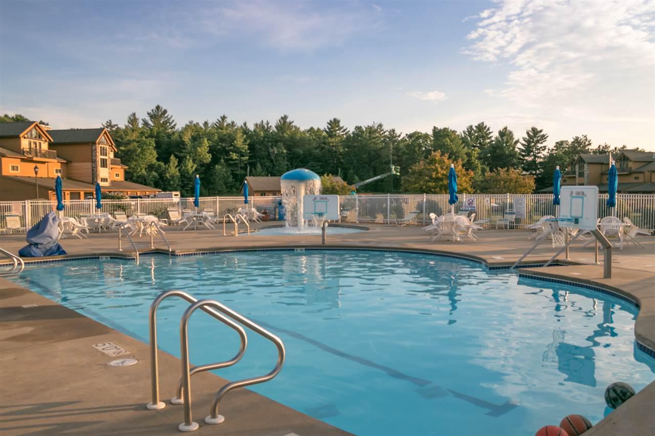 1841-2 20th Boulevard 0102