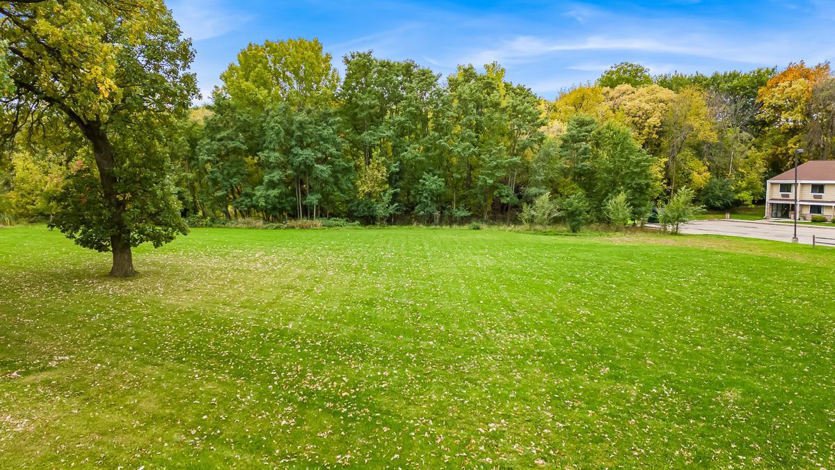 1213 West Fond du Lac Street