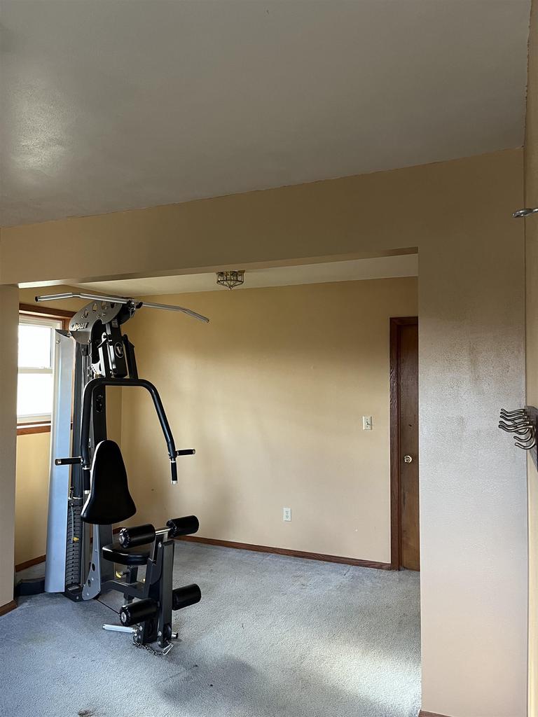 155 East Rose-Eld Road