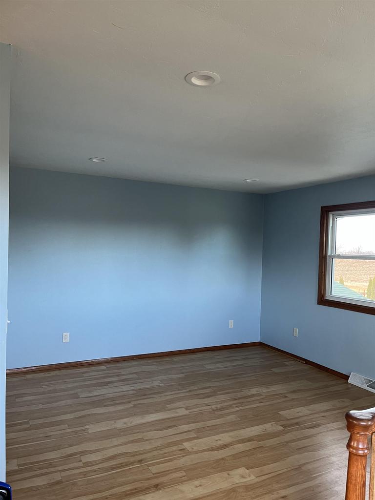 155 East Rose-Eld Road