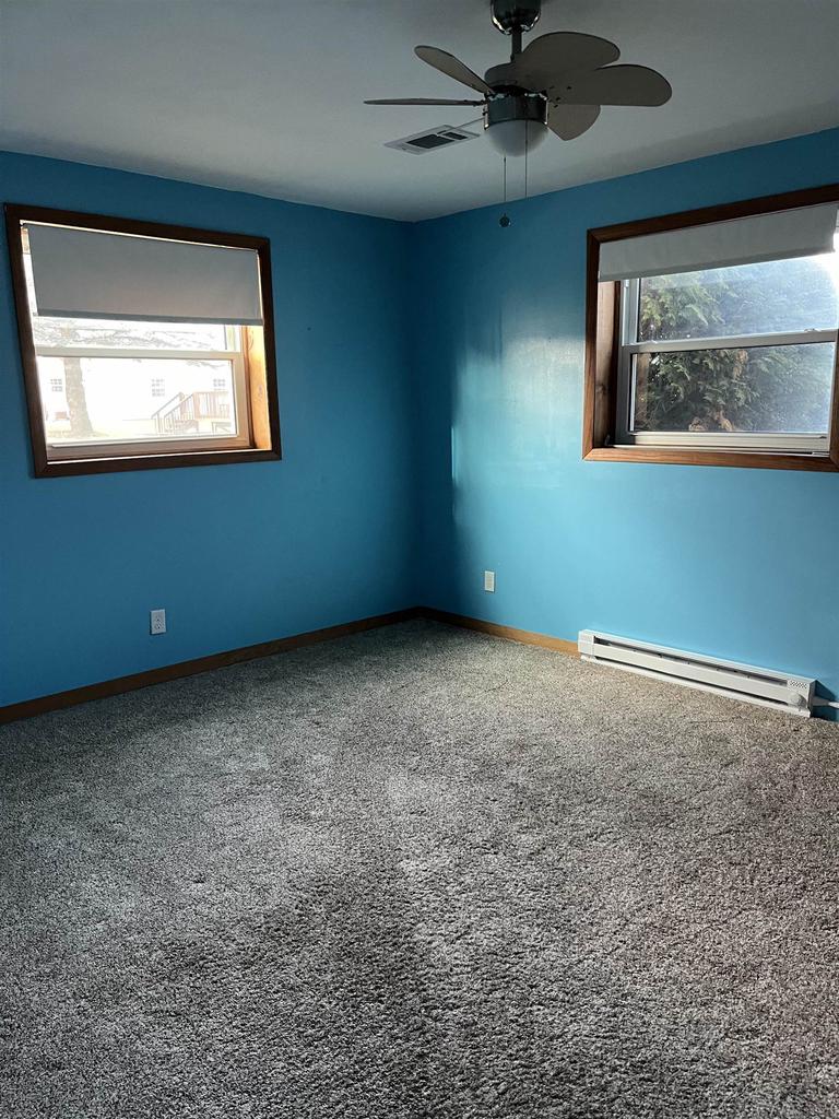 155 East Rose-Eld Road