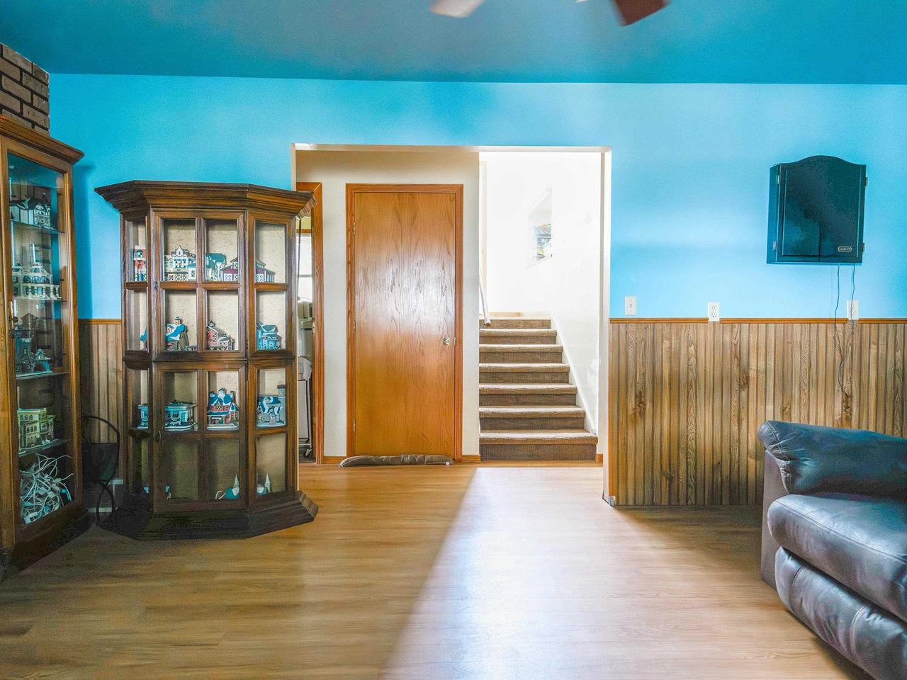 155 East Rose-Eld Road