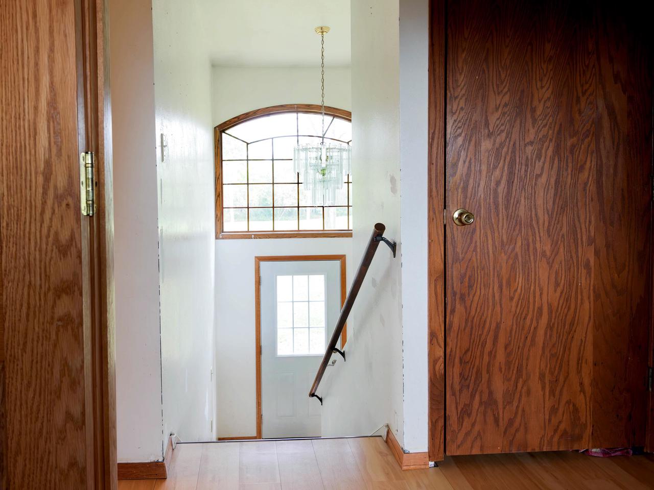 155 East Rose-Eld Road