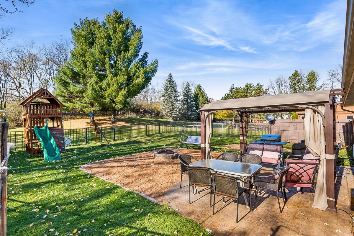 N5695 Lakeview Drive