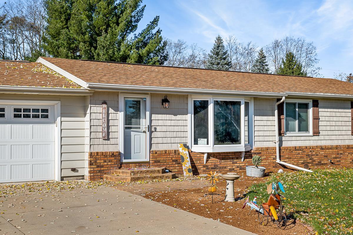 N5695 Lakeview Drive