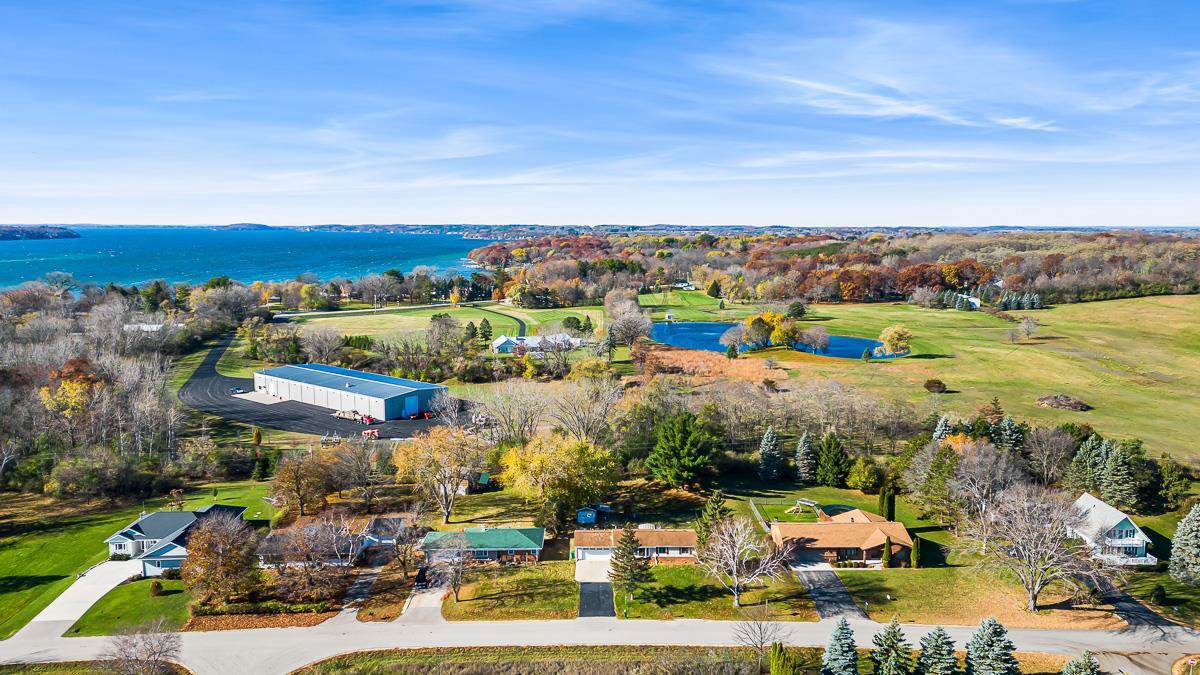 N5695 Lakeview Drive