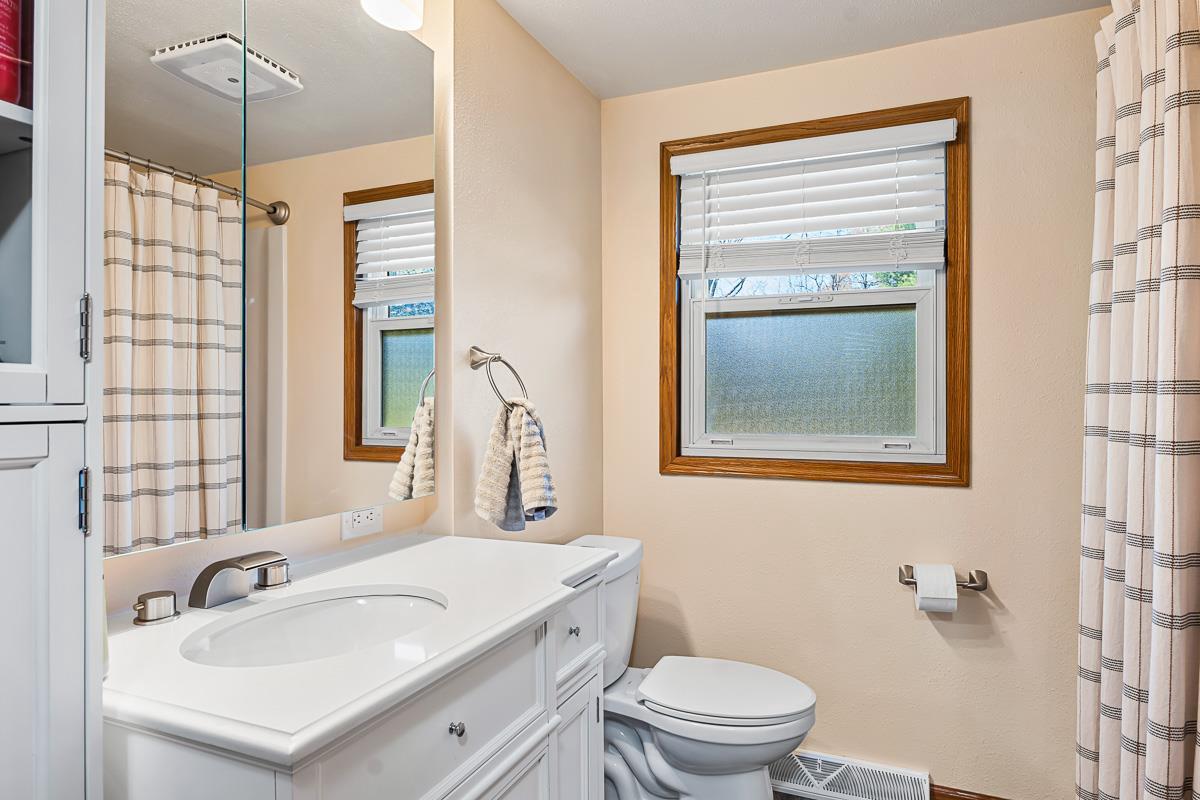 N5695 Lakeview Drive