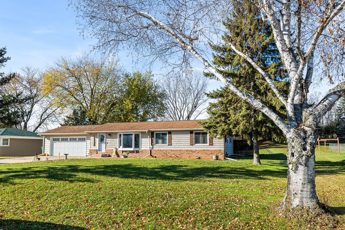 N5695 Lakeview Drive