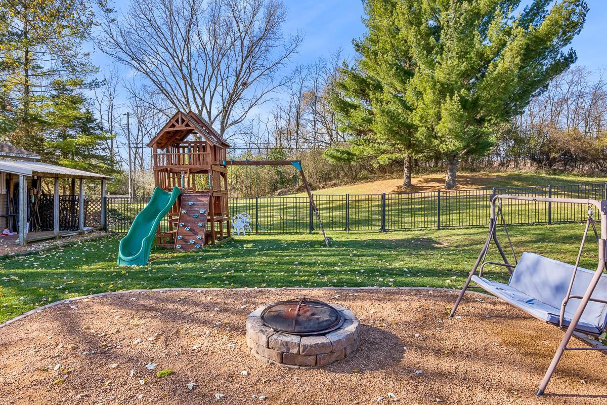 N5695 Lakeview Drive