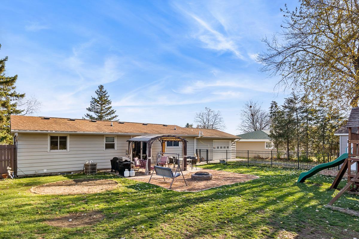 N5695 Lakeview Drive