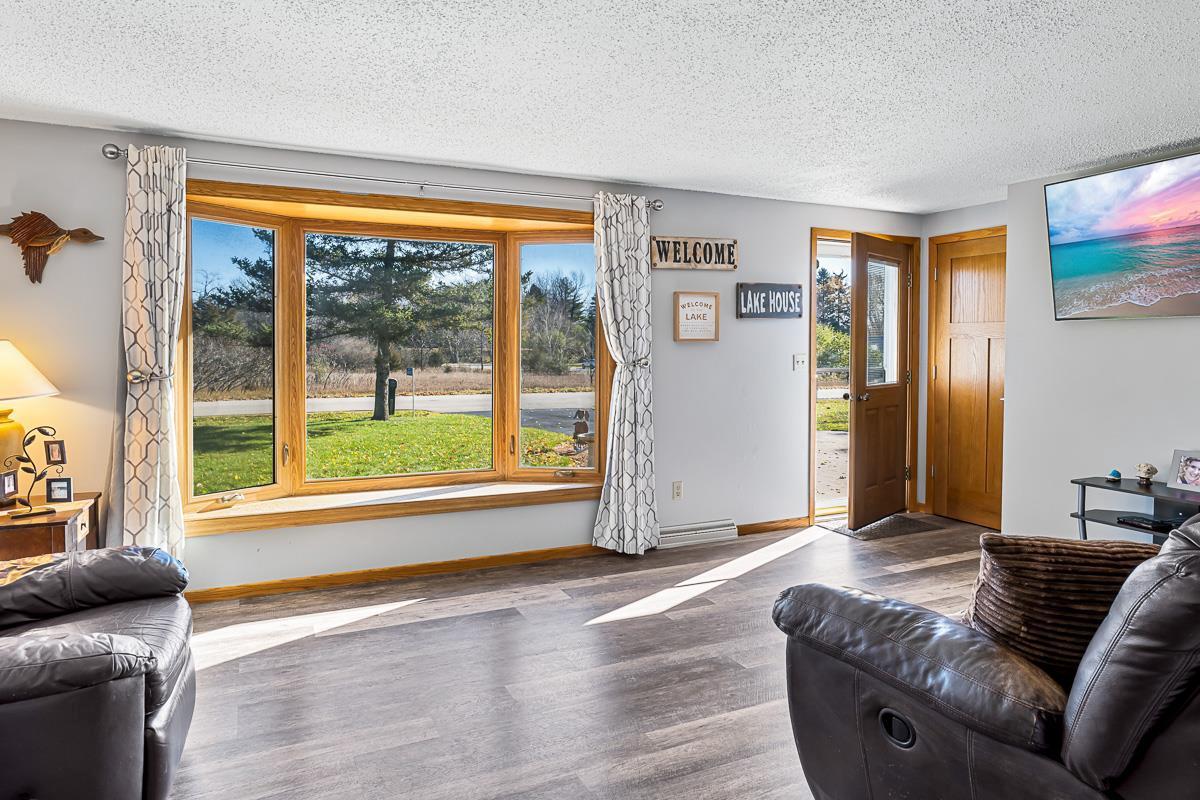 N5695 Lakeview Drive