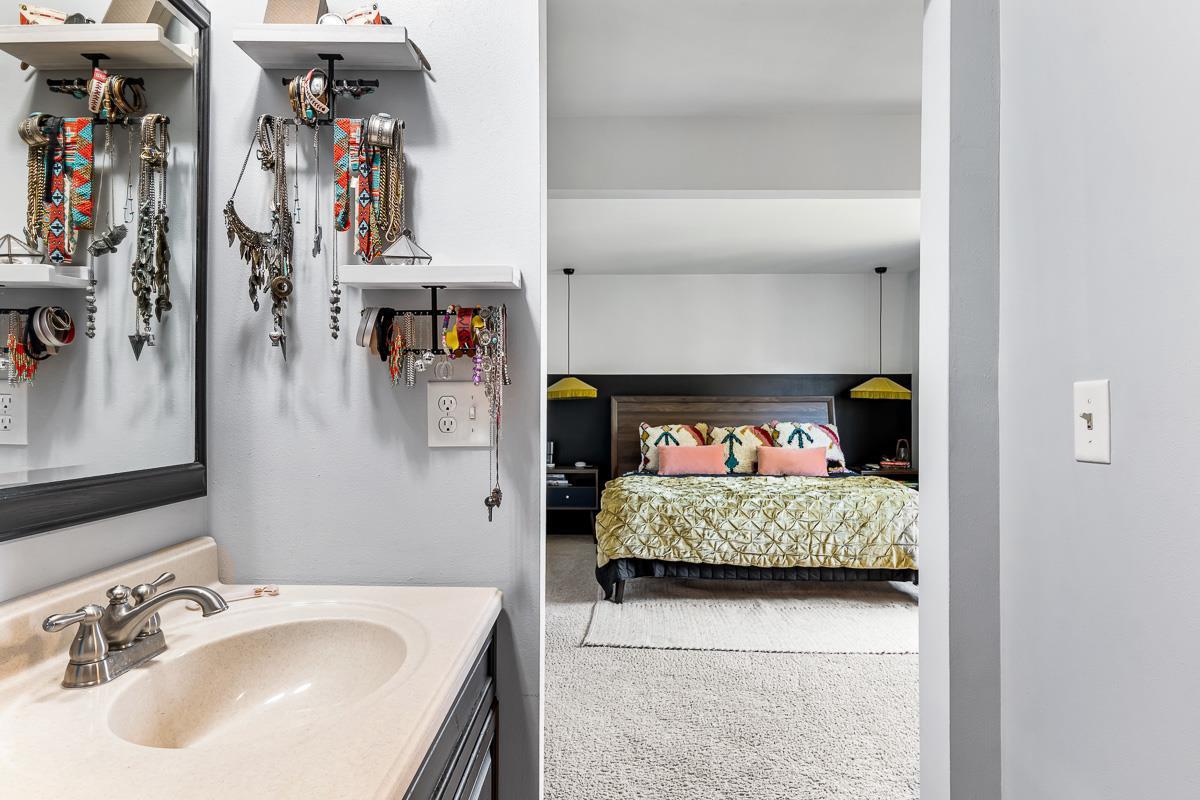 963 South Grove Street