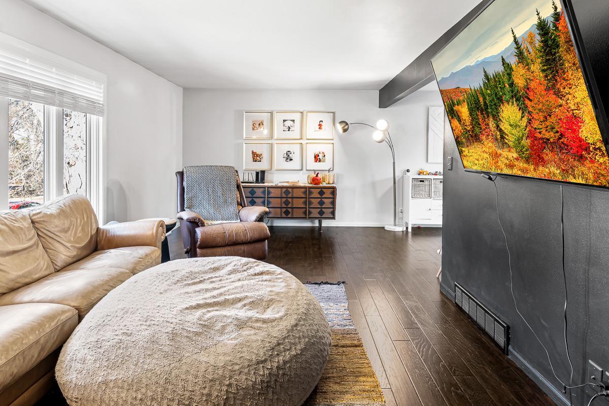 963 South Grove Street