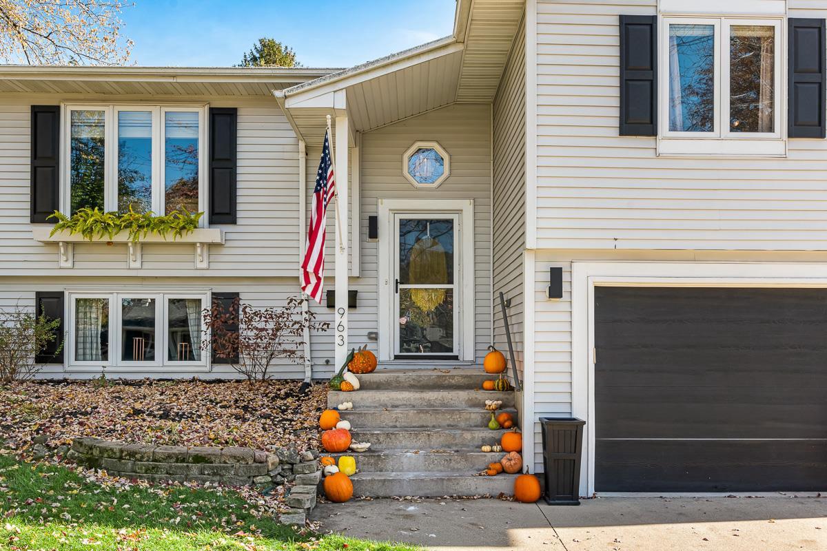 963 South Grove Street