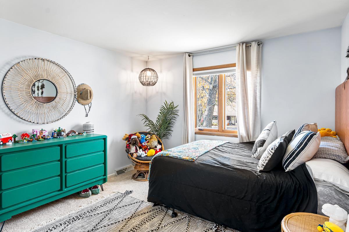 963 South Grove Street