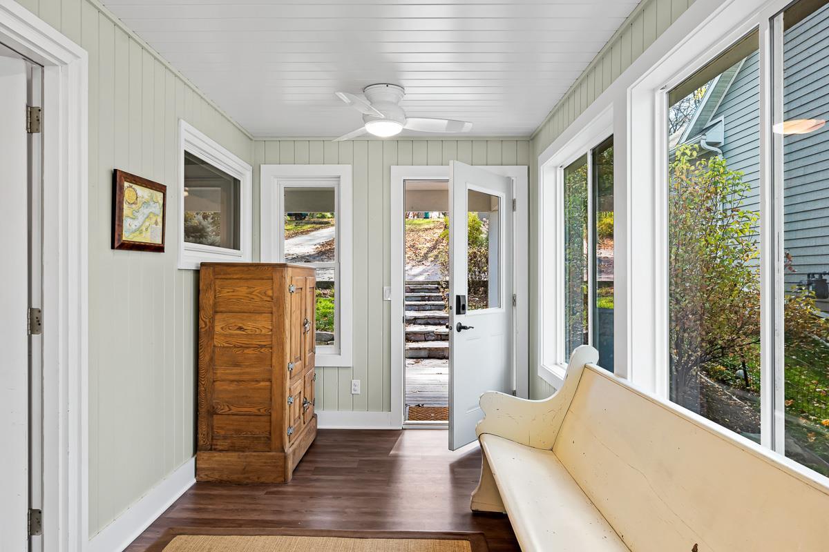 W2604 Oakwood Beach Road