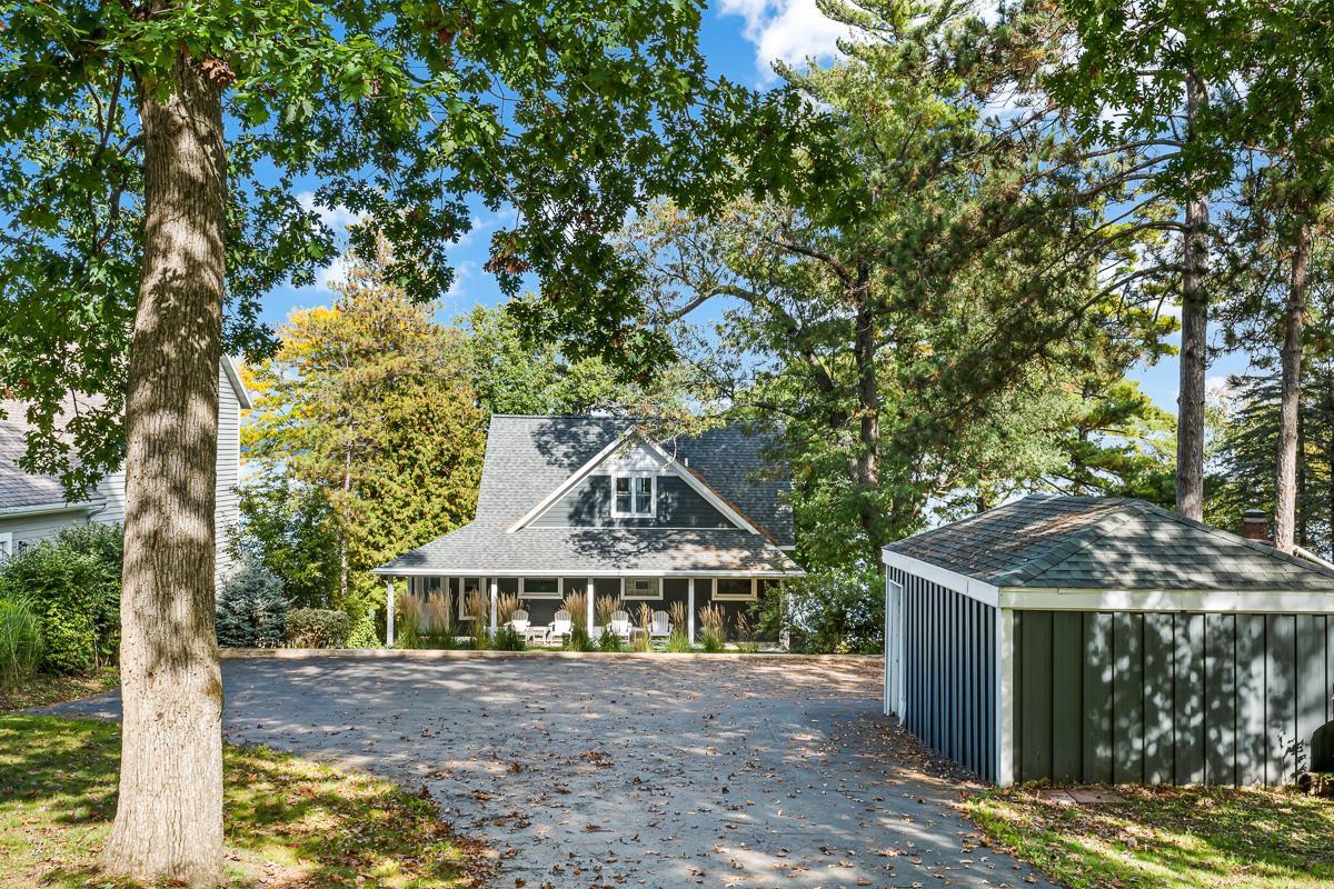 W2604 Oakwood Beach Road